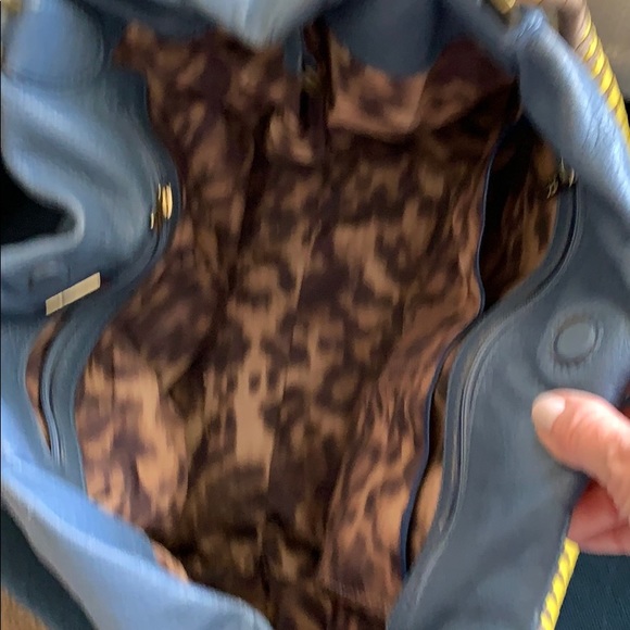 Stuart Weitzman purse - Picture 3 of 5